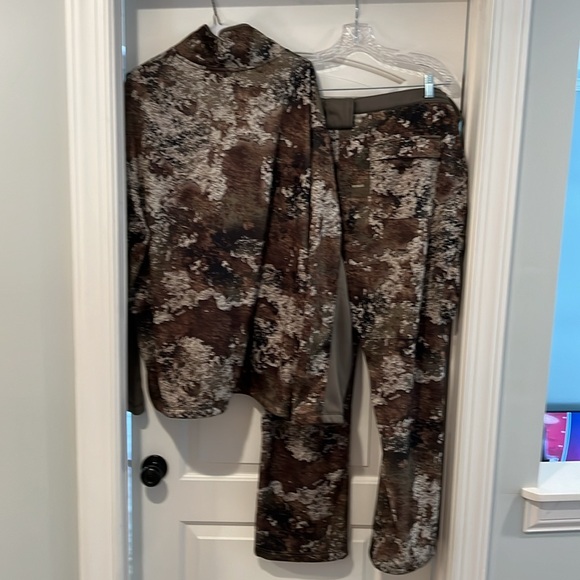 Bass Pro Red Head Sentinel True Timber Strata  Mid Season pants and jacket XXL - Picture 2 of 11